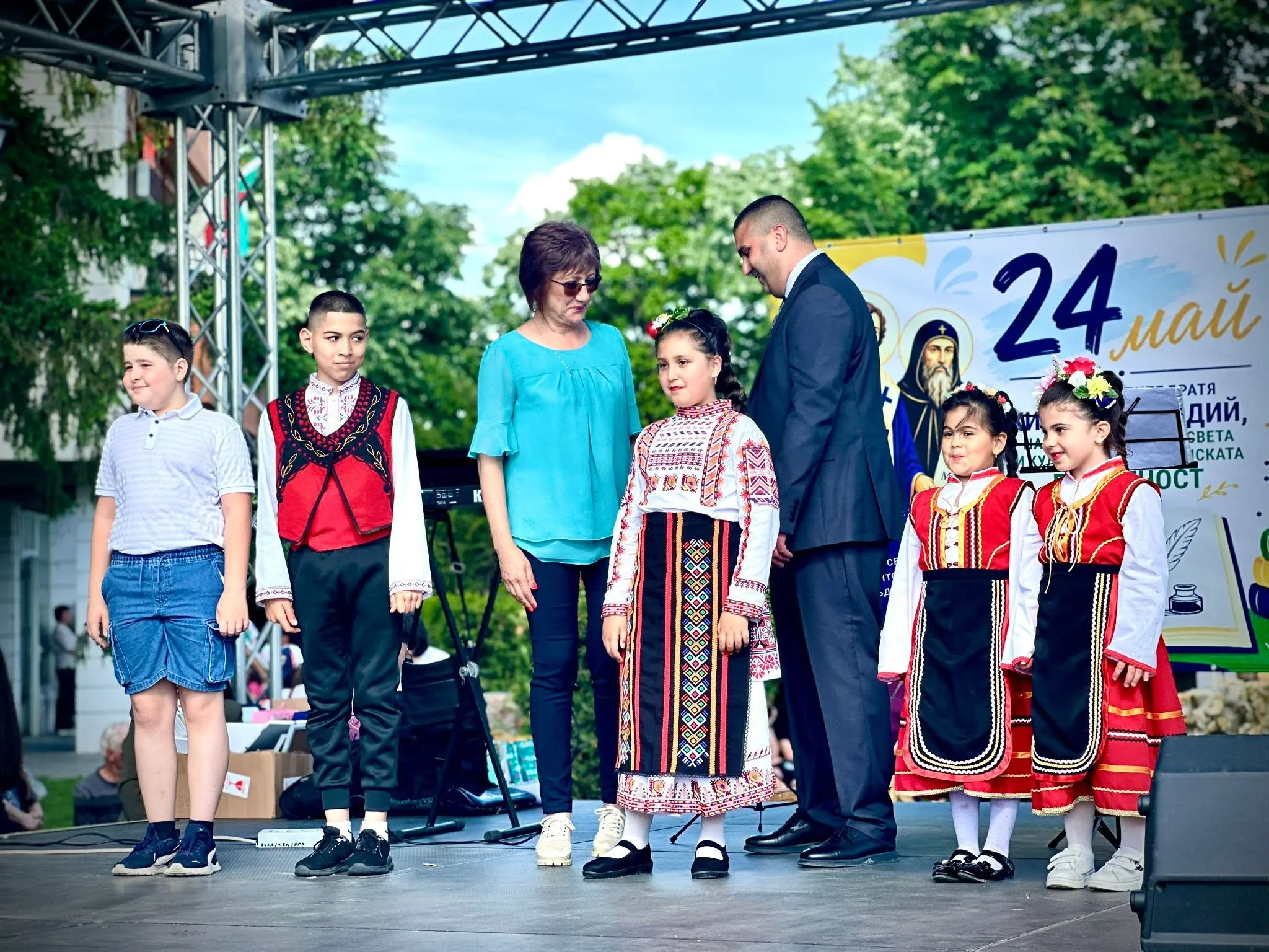 "24 май – празник на знанието, културата и българския дух" отбелязаха в Ново село, община Русе